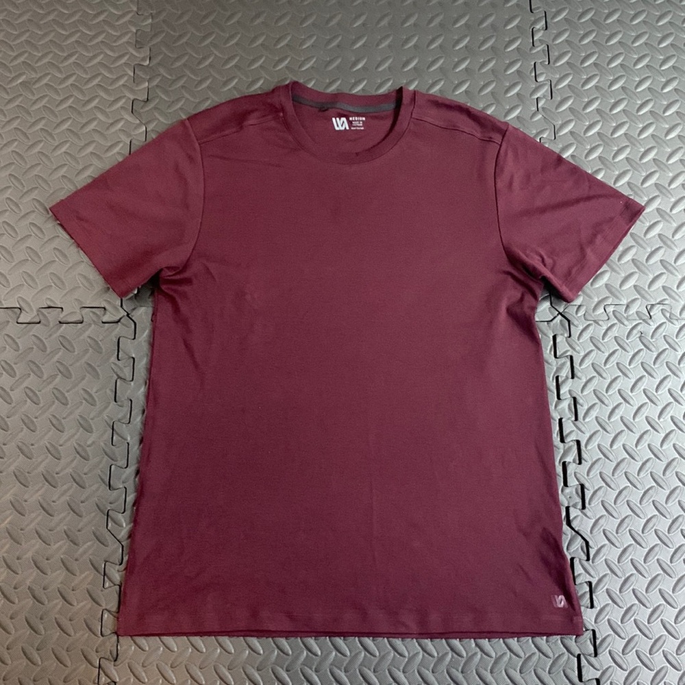VRST Men’s shirt size M